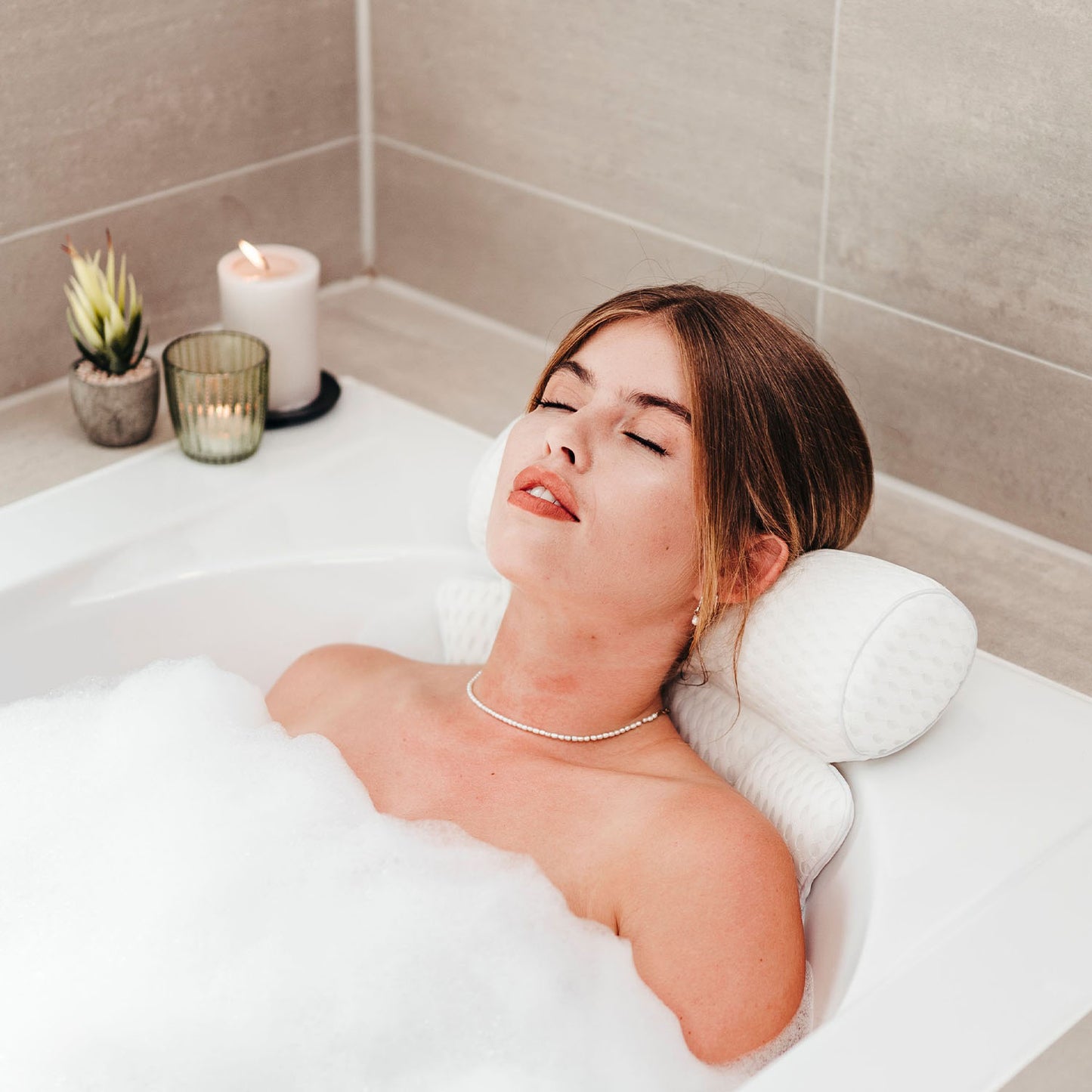 VYBELLE® Bathtub Pillow