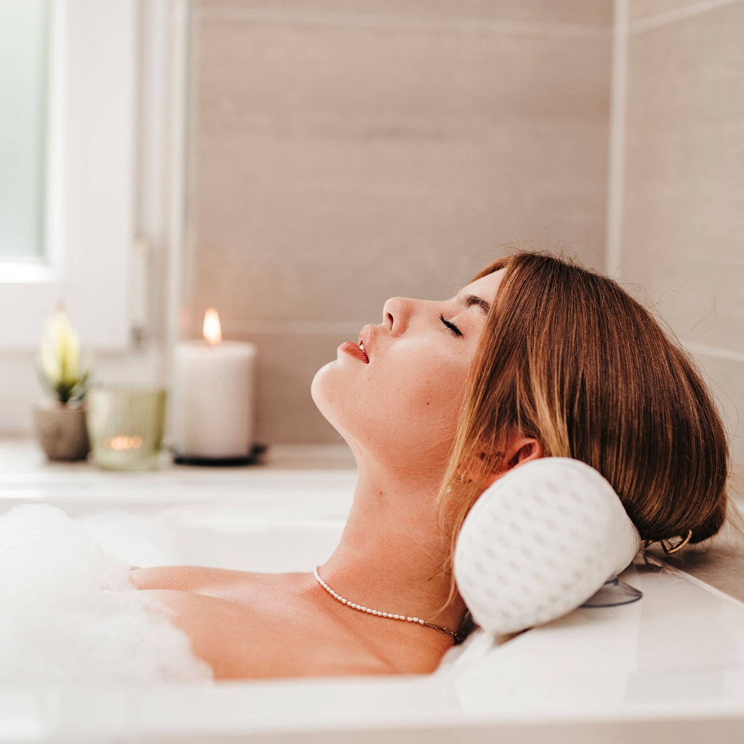 VYBELLE® Bathtub Pillow